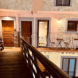 Chianti casa con parcheggio auto Aida rooms, hotel in Gaiole in Chianti