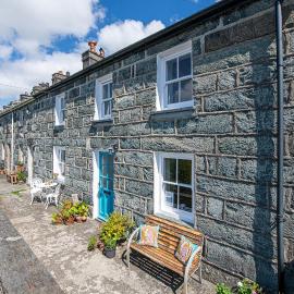 Stylish home from home with great views: Harlech şehrinde bir otel