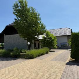 Villa Stone 1, hotel in Rakovica