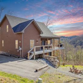 Wild Heart Lodge cabin