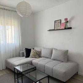 Cloud 9 Apartment
