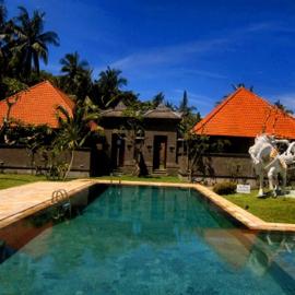 Puri Rai Hotel, hotel i Padangbai