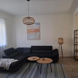 ZWEITE REIHE FLAIR Ferienwohnungen, hotel in Krakow am See