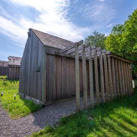 Viesnīca Mint Lodge 1BR with Hot Tub near Black Mountain pilsētā Garnant
