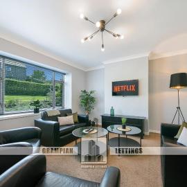 Faulds Crescent Lodge ✪ Grampian Lettings Ltd, hotel v mestu Aberdeen