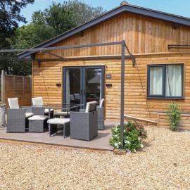 Robin's Nest Lodge, hotel in Snettisham
