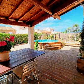 Villa dans les Alpilles، فندق في موسان ليه ألبيل