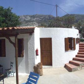 Haus in Privatgrundstück bei Amaniou