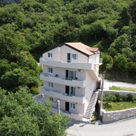 Apartman Vaso, hotel v mestu Prijevor
