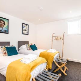 Liverpool Waterfront Stay, excellent location , parking available