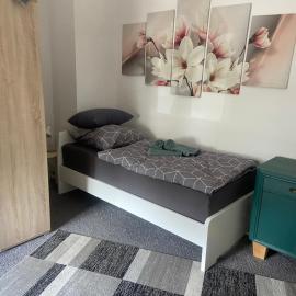 Ferienwohnung Monteurwohnung، فندق في Hemer