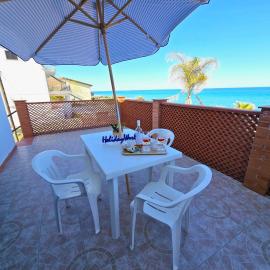 Un Soffio dal Mare by Holiday World