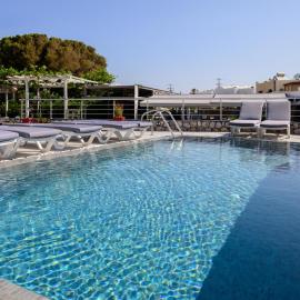 Akis Hotel