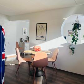 Bright Modern Apartment - Central Kuressaare, hotel in Kuressaare
