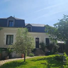 Gite Au Coeur de Tours, familial avec jardin au calme, parking