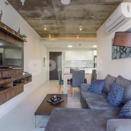 Apartment located steps from Shopping del Sol