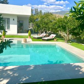 GATU Villa Luna Casa de campo con piscina privada, hotel a Melegis