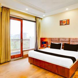 Townhouse Oak Sector 47 Near Medanta
