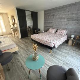 La Petite Mer، فندق في Riantec