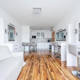 TP Spacious Stylish Free parking, hotel a Szeged