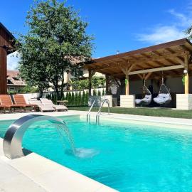 Horace Exclusive Residence Fagaras, khách sạn ở Făgăraş