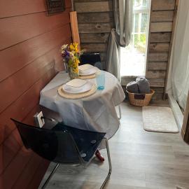 Rustic Guesthouse, hotel em Sayward
