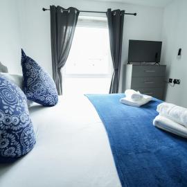Stylish 1-Bedroom Apartment sleeps 4