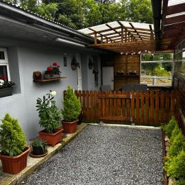 Stardust Getaway Tiny-Home E32AK40, hotel in Piltown