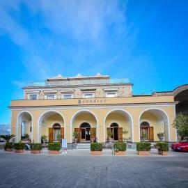 Hotel Bonadies, hotel em Ravello