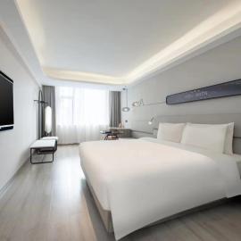 Atour Light Hotel Xi'an Xingqinggong Jiaotong University Metro Station