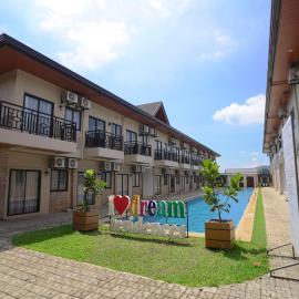 Dream Golftel by Dream Residences，Manolo Fortich的飯店