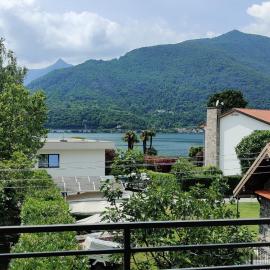 Holiday Apartment on Lago Maggiore - Lagocamp, hotel in Maccagno Superiore