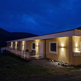 5-Bedroom Sea View Apartment, hotel in Havøysund