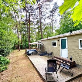 Vila Norg, hotel u gradu 'Norg'