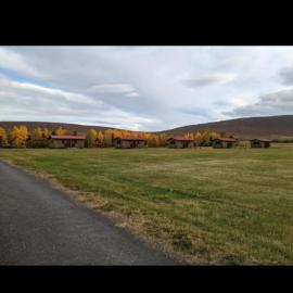 Staðarhóll Guesthouse, hotel di Grenjaðarstaður