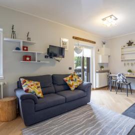 Apartment Rododendro by Interhome, hotel u gradu Madezimo