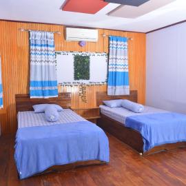 Homestay 88, מלון בDondo