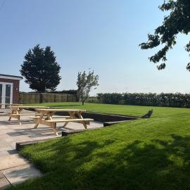 East Halton Hotel, hotel East Haltonban