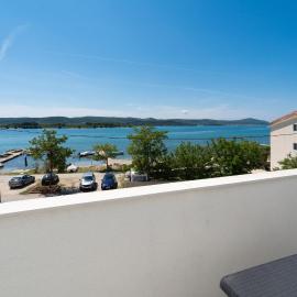 Awesome Apartment In Turanj With Wifi