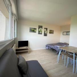 Appartement double à Limoges、リモージュのホテル