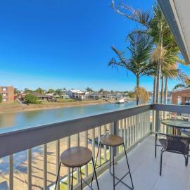 Waterfront Serenity - Steps from Mooloolaba Beach