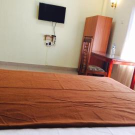 Madara Hotel, hotel u gradu 'Horana'