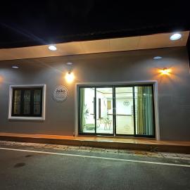 Jaiko home&Hotel, hotel in Khlung
