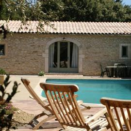 Maison conviviale à Chamaret, 90 m² avec piscine partagée