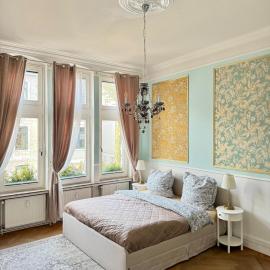 Luxury 5BR City Villa | Chic & Spacious | Families, hotel en Oldenburg