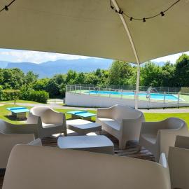 Camping Le Balcon de Chartreuse, hotel di Miribel-les-Échelles
