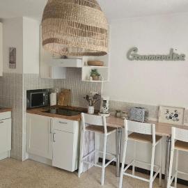 Les Hiboux Piscine Calme Nature, ξενοδοχείο σε Quissac