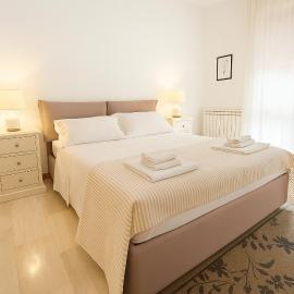 Frangipani HOUSE Cagliari luxury huge apartment city center with lift
