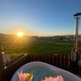 Inishway self catering apartment 2, Hotel in Carndonagh