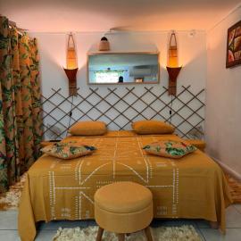La Kaza Tresor - Appartement T2 spacieux avec jacuzzi privé, hotel a Sainte-Anne